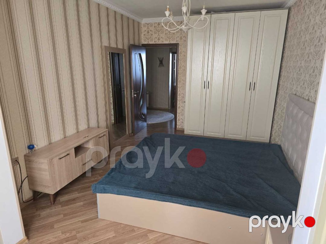 Satılır 4 otaqlı köhnə tikili 100 m² — Mənzil, Bakı (8)
