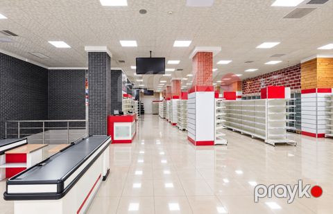 İcarəyə verilir obyekt 732 m²