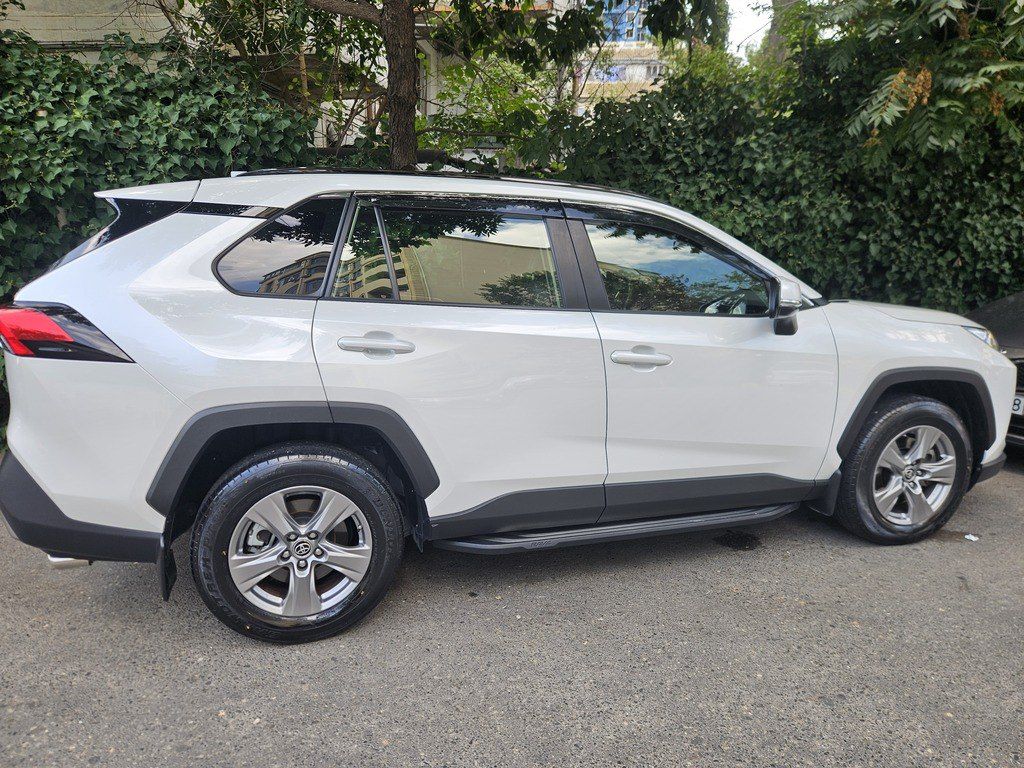 Toyota RAV4, 2.5 L, 2023 il, 43 000 km — Avtomobillər, Bakı (3)