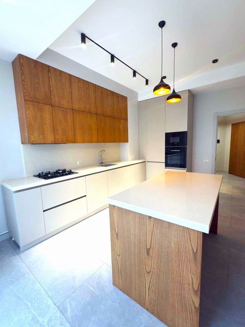 Satılır 3 otaqlı yeni tikili 134 m² — Bakı