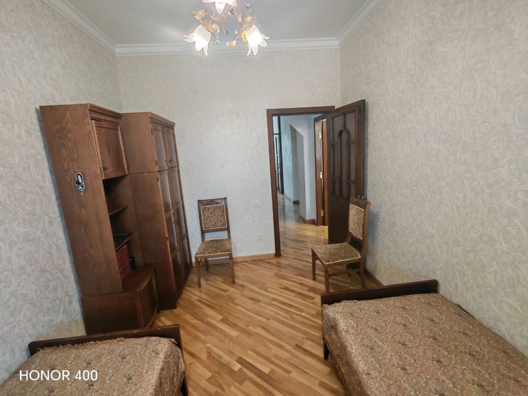 Satış: 3 otaqlı Köhnə tikili, 80 m², Xətai rayonu — Mənzil, Bakı (9)