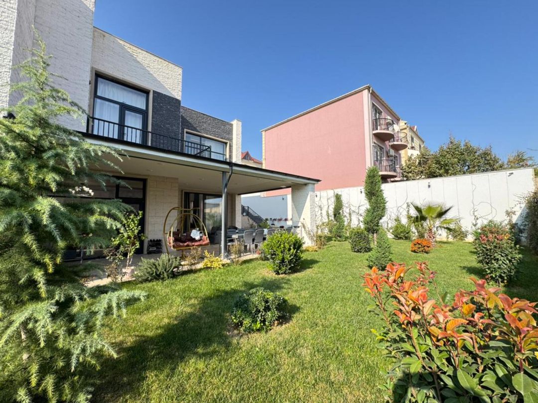 Satılır 6 otaqlı həyət evi/bağ evi 400 m² — Ev, villa, Bakı (2)