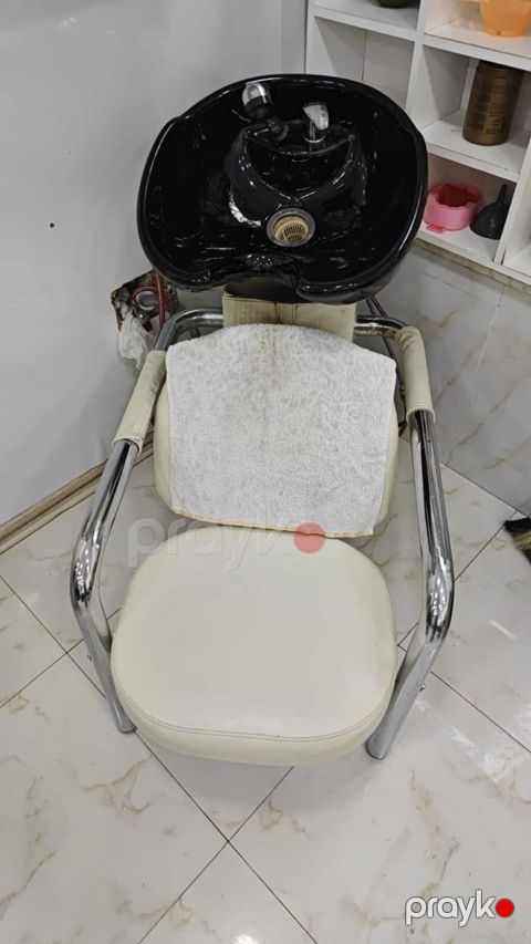 Nigar3. Saç moykası satılır. 150 azn yaxşı vəziyyətdədir. ünvan — Bakı
