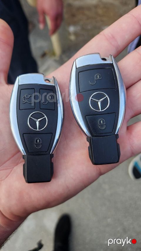 Mercedes lazer açar — Bakı