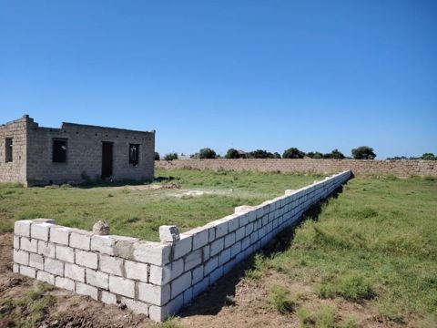 10 sot torpaq sahəsi, Binə qəs — Bakı