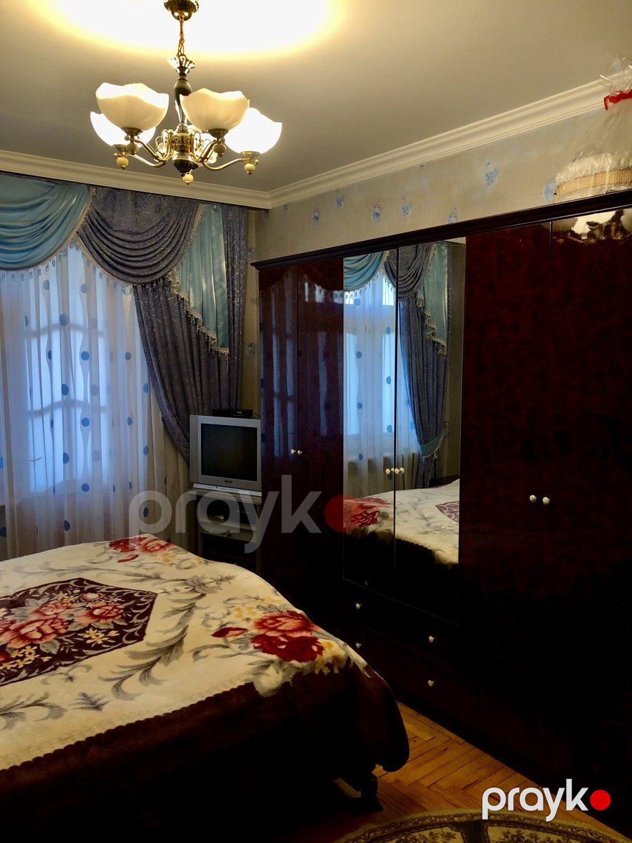 Satılır 5 otaqlı köhnə tikili 120 m² — Mənzil, Bakı (9)