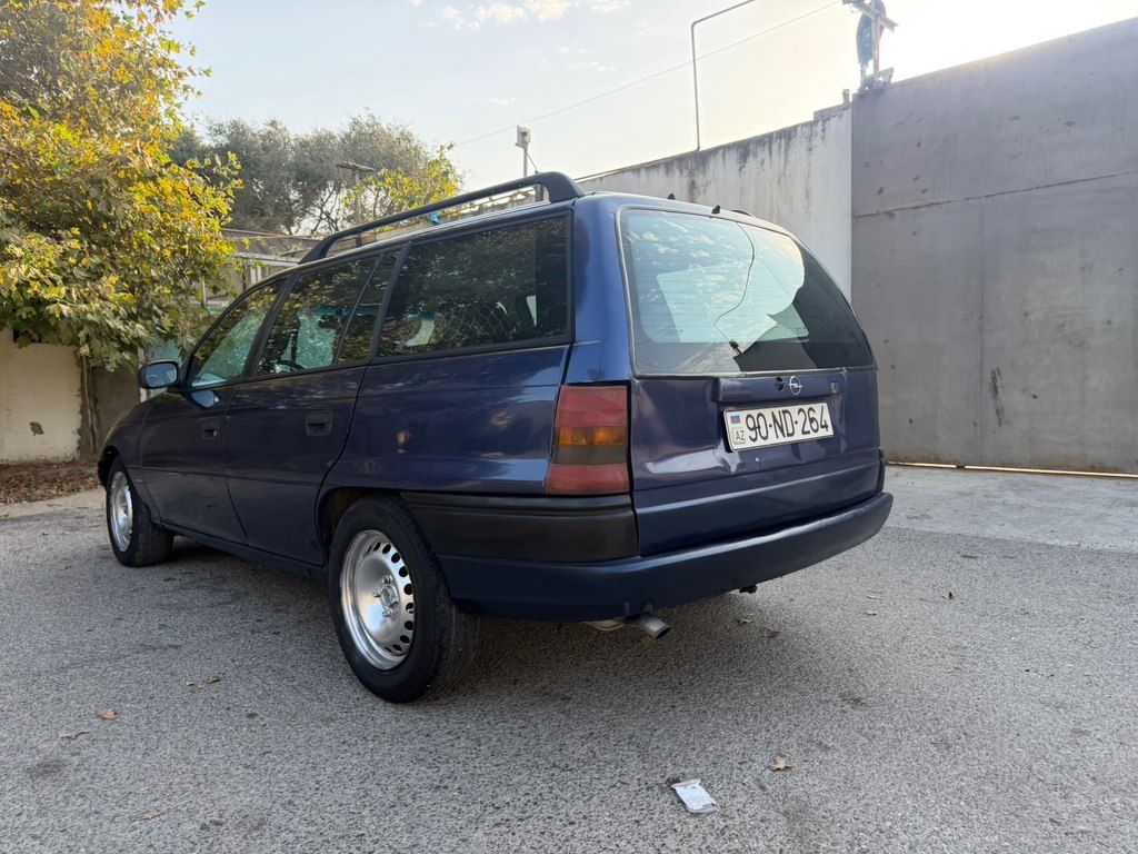 Opel Astra, 1.6 L, 1995 il, 365 000 km — Avtomobillər, Sumqayıt (7)