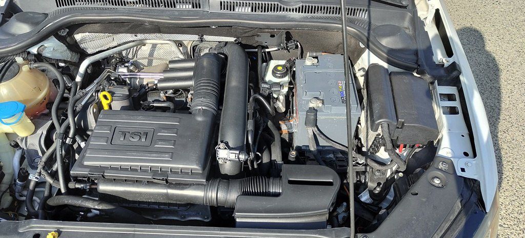 Volkswagen Jetta, 1.5 L, 2017 il, 246 037 km — Avtomobillər, Bakı (9)