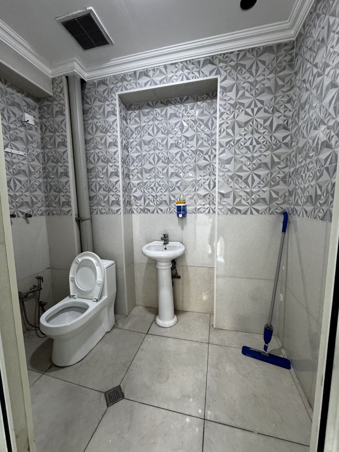 Satılır obyekt 60 m² — Əmlak, Bakı (8)