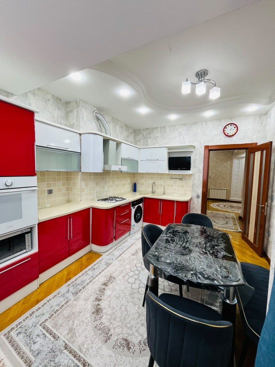 İcarəyə verilir 3 otaqlı yeni tikili 140 m² — Mənzil, Bakı (8)