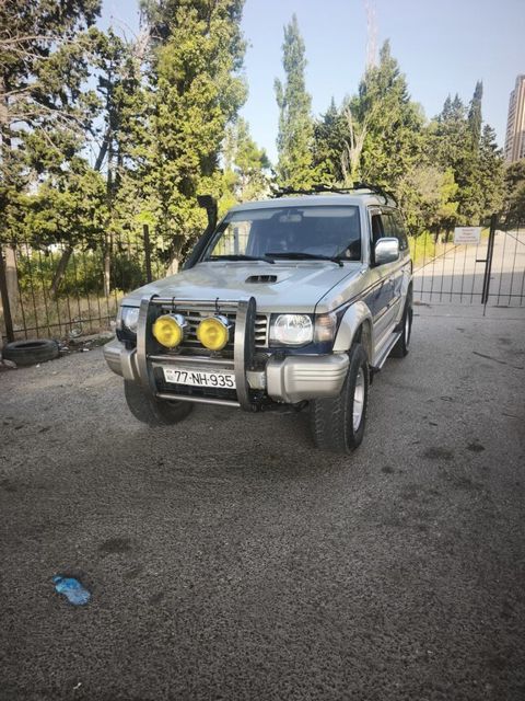 Mitsubishi Pajero, 2.8 L, 1995 il, 370 000 km — Bakı