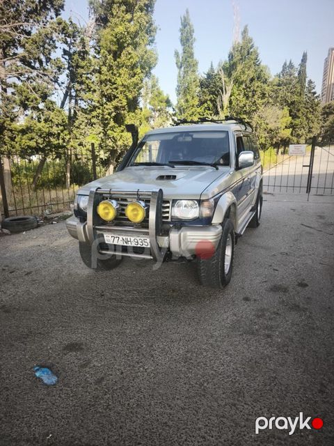 Mitsubishi Pajero, 2.8 L, 1995 il, 370 000 km