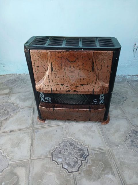 077 613 12 74 Qaz sobası (divar tipi olmayan, döşəməüstü model) — Bakı