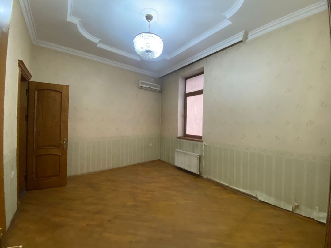 Satılır 10 otaqlı həyət evi/bağ evi 650 m² — Ev, villa, Bakı (7)