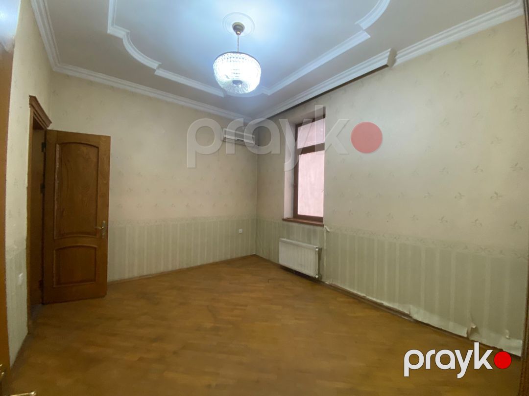 Satılır 10 otaqlı həyət evi/bağ evi 650 m² — Ev, villa, Bakı (7)