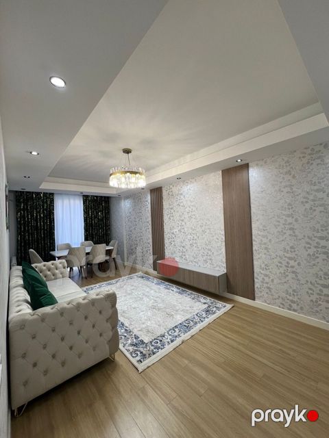 Satılır 2 otaqlı yeni tikili 83 m²