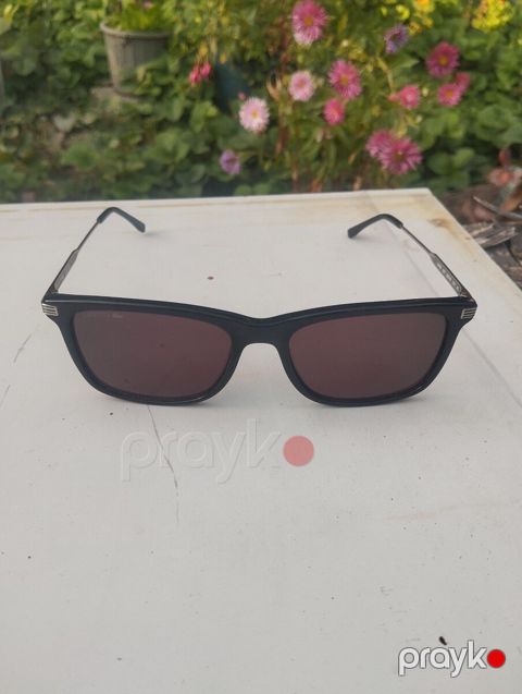 Eynək Lacoste — Bakı