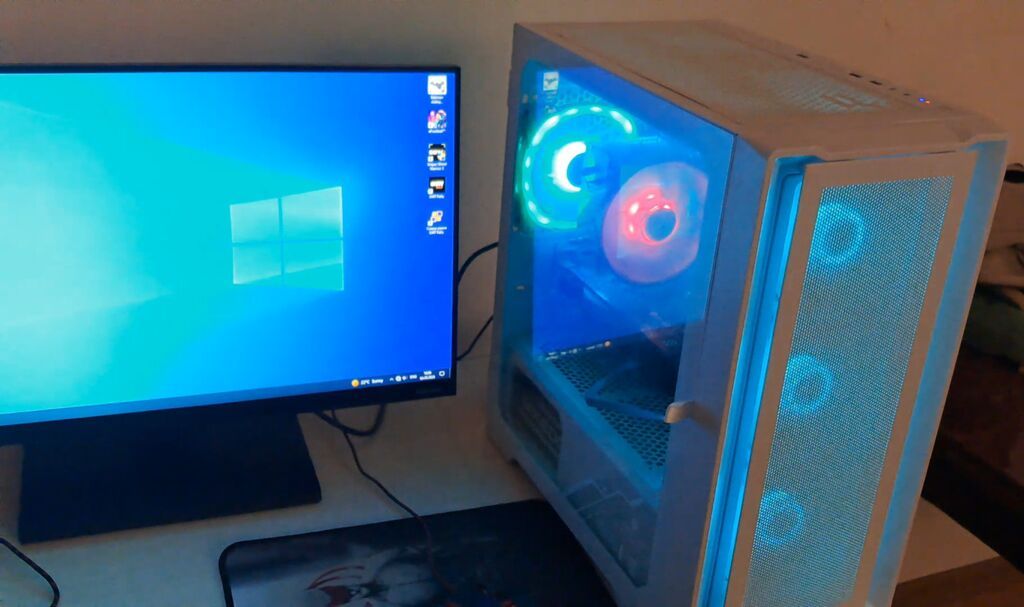 Şəxsi istifadə etdiyim kompdu Samsung 24 lük monitor 75 hz Plata H61 — Masaüstü kompüterlər, Bakı (2)