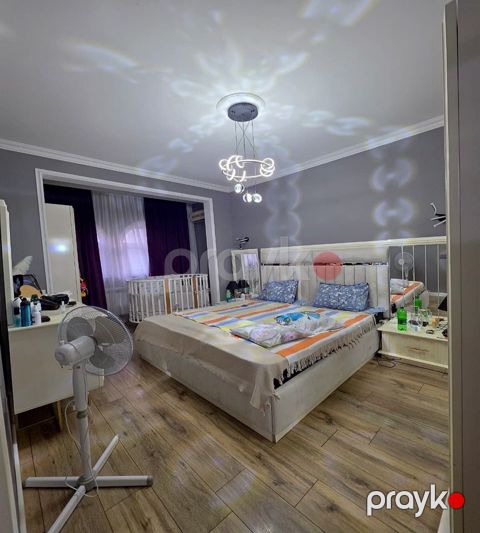 Satılır 3 otaqlı köhnə tikili 85 m²