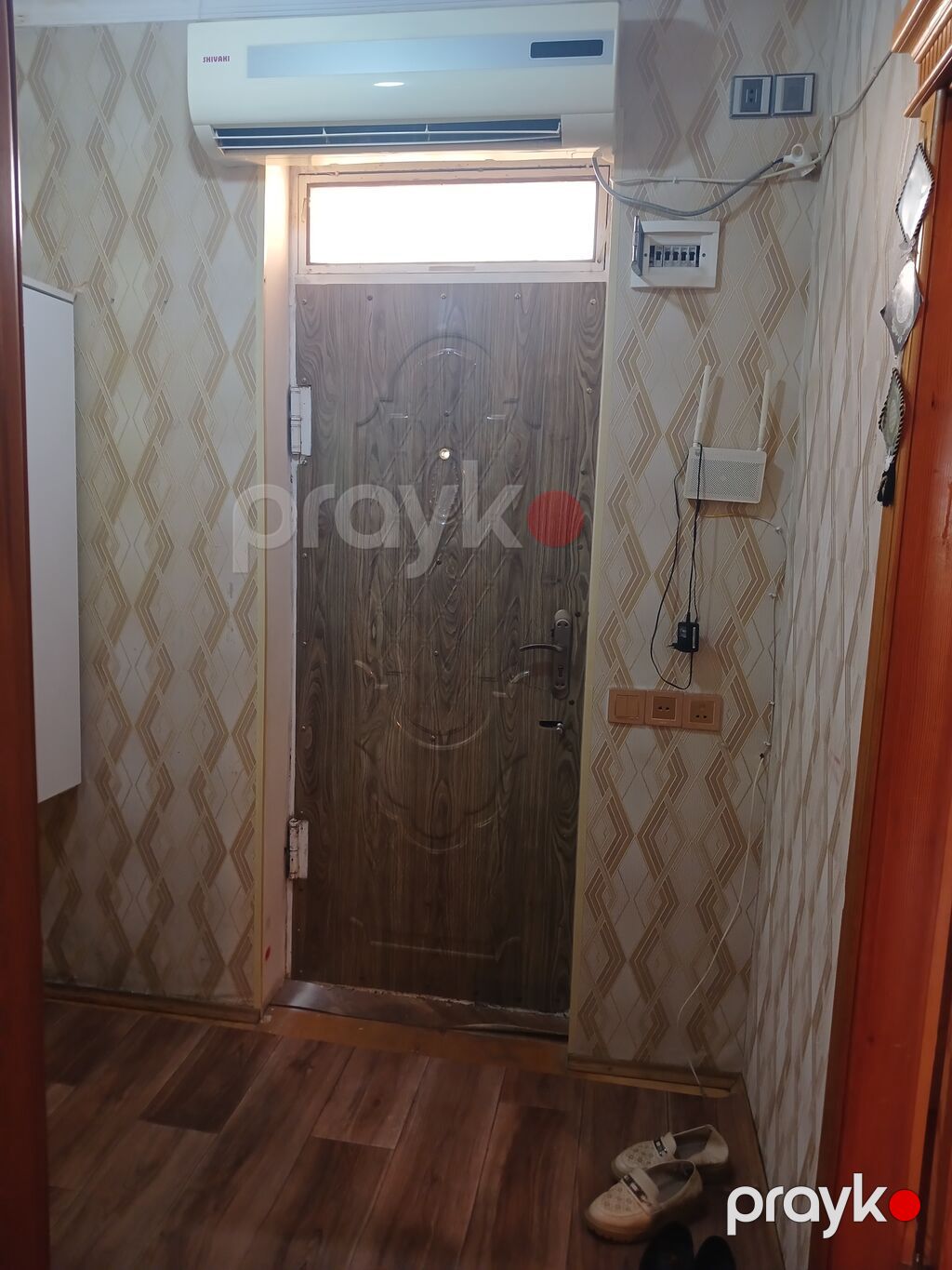 2 Otaqlı Mənzil - Geniş işıqlı zal, tavanında dekorativ çilçıraq — Mənzil, Sumqayıt (4)