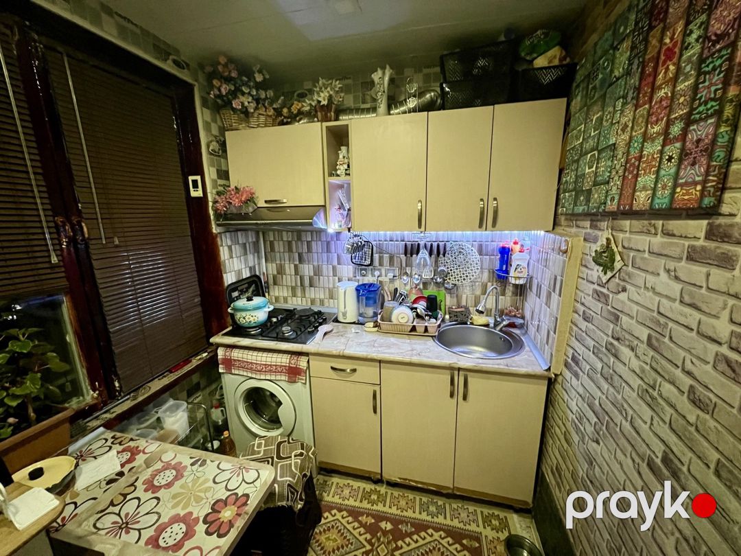 Satılır 1 otaqlı köhnə tikili 33 m² — Mənzil, Bakı (7)