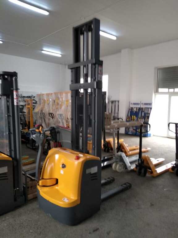 Elektrikli yük qaldıran "Hochkraft CDDR15-III", 2024 il — Biznes və avadanlıq, Bakı (11)
