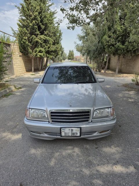 Mercedes C 240, 2.4 L, 1997 il, 286 000 km — Bakı