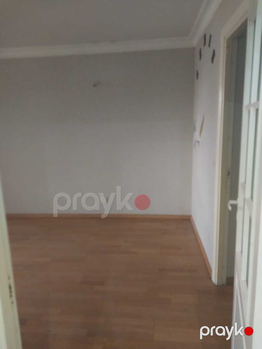 Satılır 3 otaqlı köhnə tikili 80 m² — Mənzil, Bakı (9)