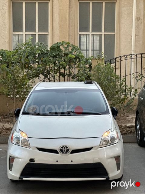 Toyota Prius, 1.8 L, 1.3 kWh, 2011 il, 381 415 km