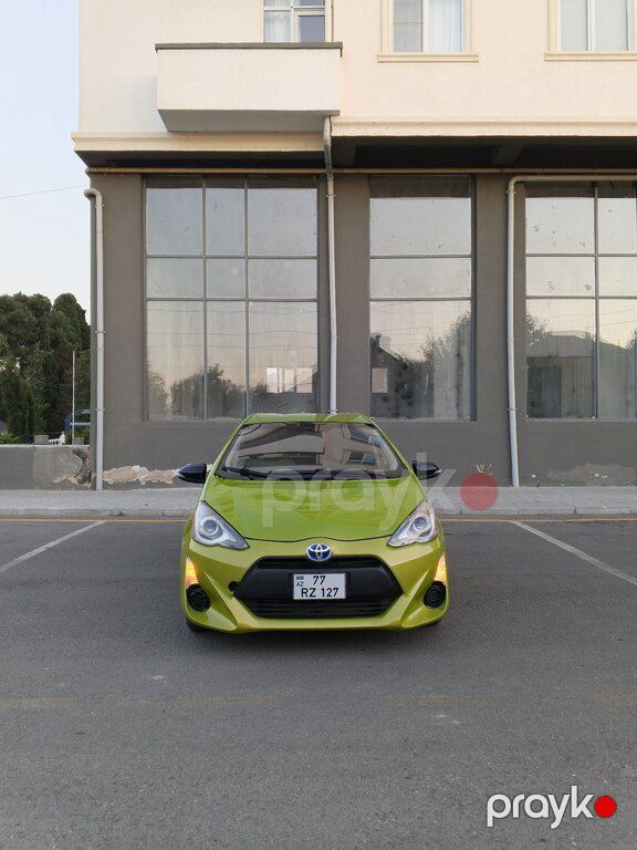 Toyota Prius C, 1.5 L, 6.5 kWh, 2015 il, 300 000 km — Avtomobillər, Xaçmaz (2)