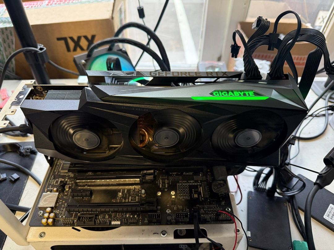 Video kart Gigabyte RTX 3080 Gaming OC 10GB — Kompüterlər və noutbuklar, Bakı (7)