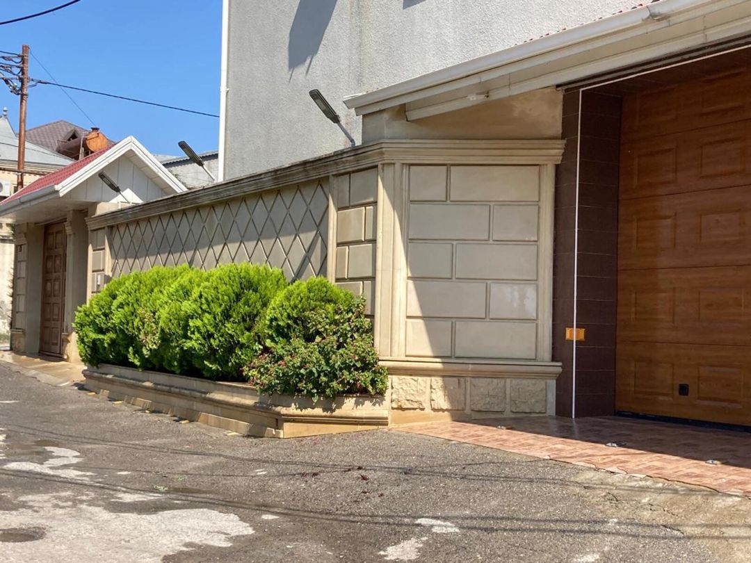 Satılır 6 otaqlı həyət evi/bağ evi 330 m² — Ev, villa, Bakı (2)