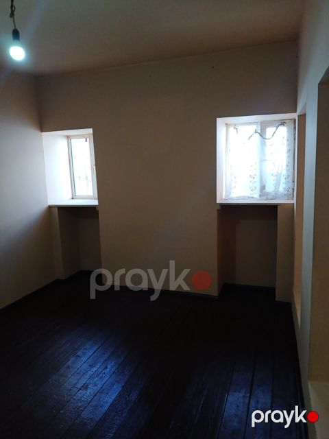 Satılır 2 otaqlı həyət evi/bağ evi 50 m²
