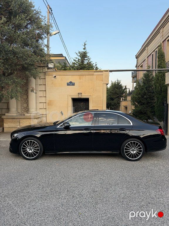 Mercedes E 300, 2.0 L, 2019 il, 150 000 km — Avtomobillər, Bakı (7)