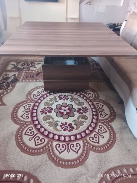 Transformer masa açilan teze kimidir.Qiymeti 130 az.Unvan — Bakı