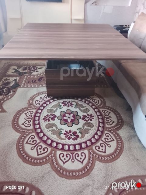 Transformer masa açilan teze kimidir.Qiymeti 130 az.Unvan — Bakı