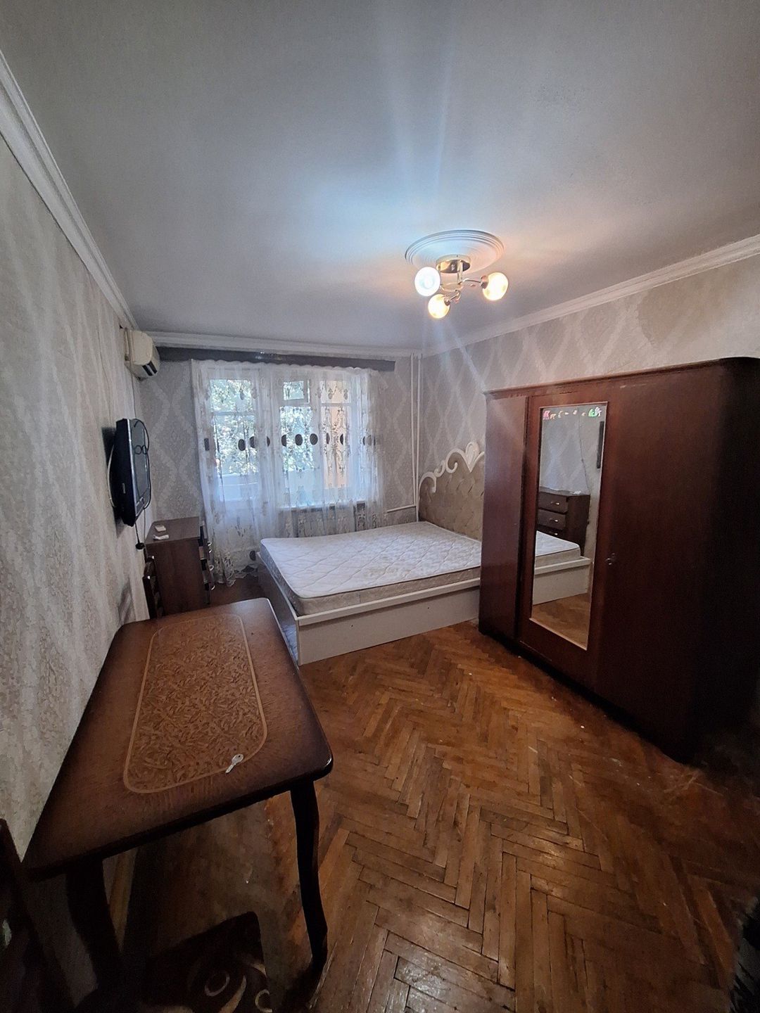 İcarəyə verilir 1 otaqlı köhnə tikili 45 m² — Mənzil, Bakı (2)