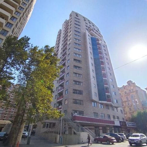 3 otaqlı, Yeni tikili, 145 kv. m — Bakı