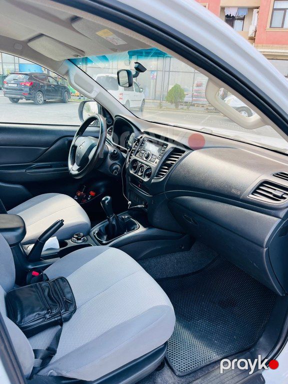 Mitsubishi L200, 2.4 L, 2021 il, 253 465 km — Avtomobillər, Bakı (6)