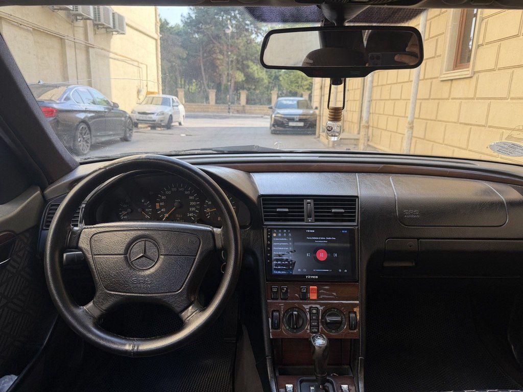 Mercedes C 180, 1.8 L, 1995 il, 631 380 km — Avtomobillər, Bakı (2)