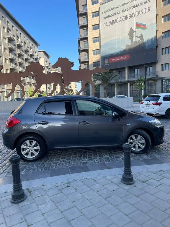 Toyota Auris, 1.4 L, 2009 il, 310 000 km — Avtomobillər, Bakı (4)