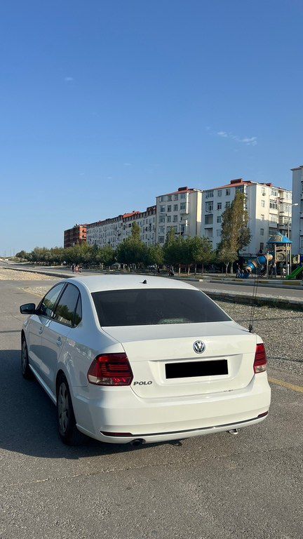 Volkswagen Polo, 1.6 L, 2018 il, 128 000 km — Avtomobillər, Bakı (7)