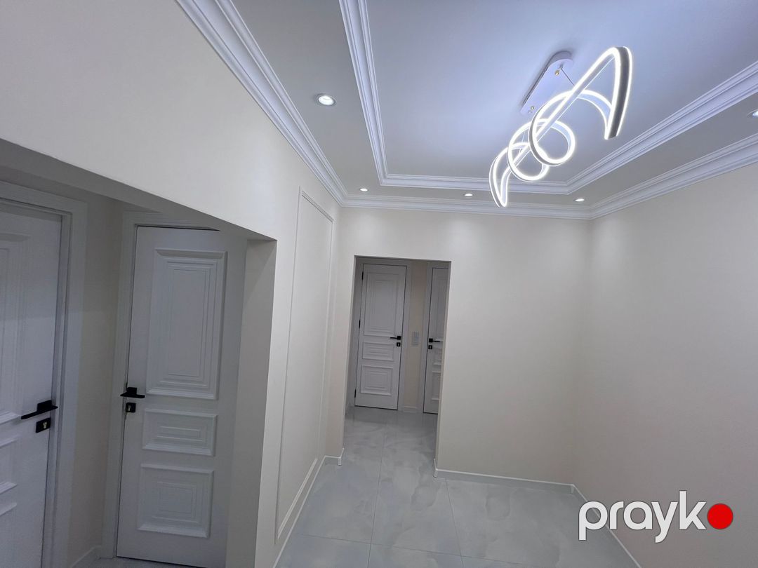 Satılır 4 otaqlı köhnə tikili 110 m² — Mənzil, Bakı (12)