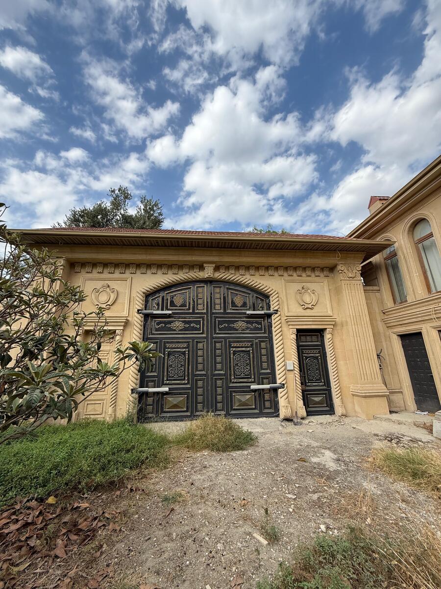 Satılır 14 otaqlı həyət evi/bağ evi 1900 m² — Ev, villa, Bakı (4)
