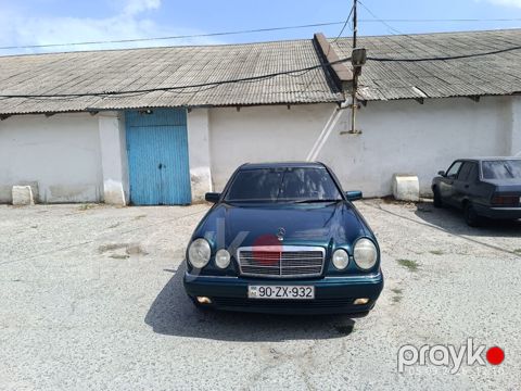 Mercedes E 230, 2.3 L, 1996 il, 476 093 km