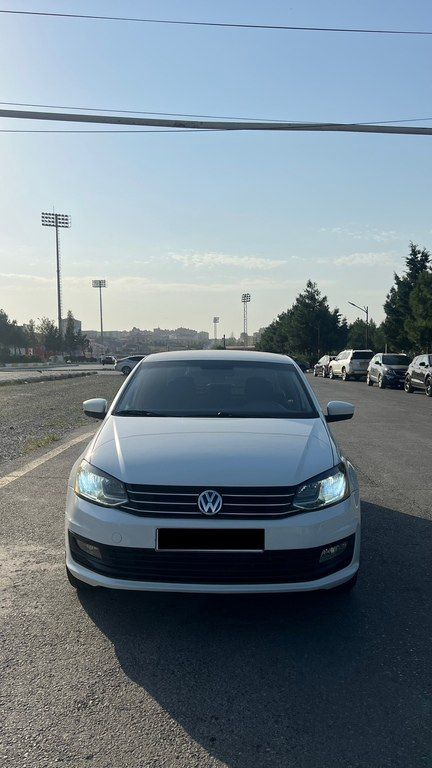 Volkswagen Polo, 1.6 L, 2018 il, 128 000 km — Bakı