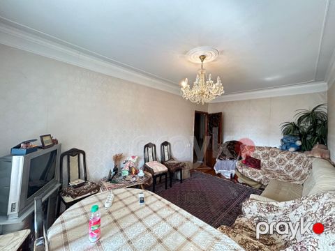 Satılır 3 otaqlı köhnə tikili 60 m² — Bakı