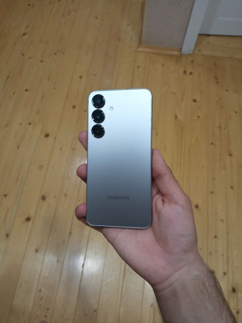 Samsung Galaxy S25 Silver Shadow 256GB/12GB — Bakı