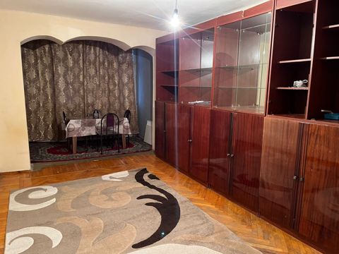 2-otaqlı mənzil, A. Gəraybəyli küç., 48 m² — Bakı