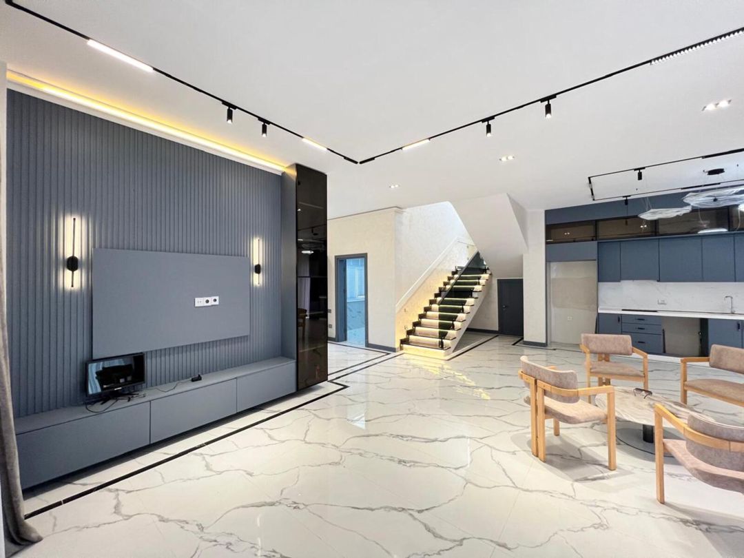 Satılır 5 otaqlı həyət evi/bağ evi 250 m² — Ev, villa, Bakı (7)